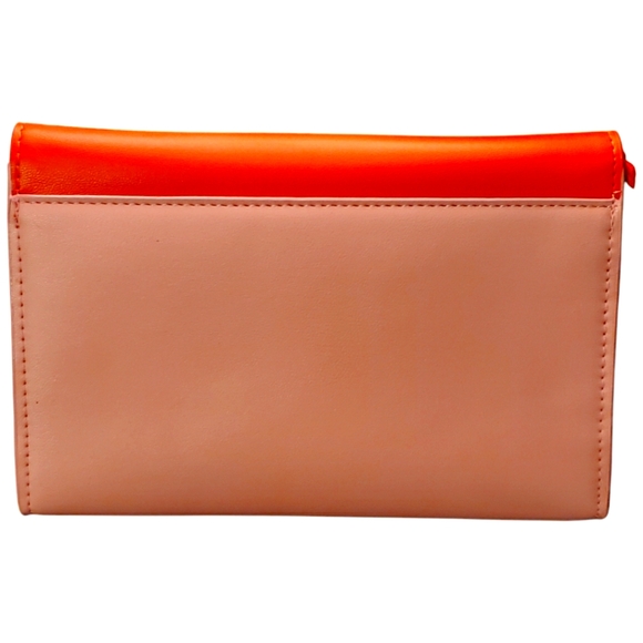 Juicy Couture Beauty Crossbody - Picture 3 of 7